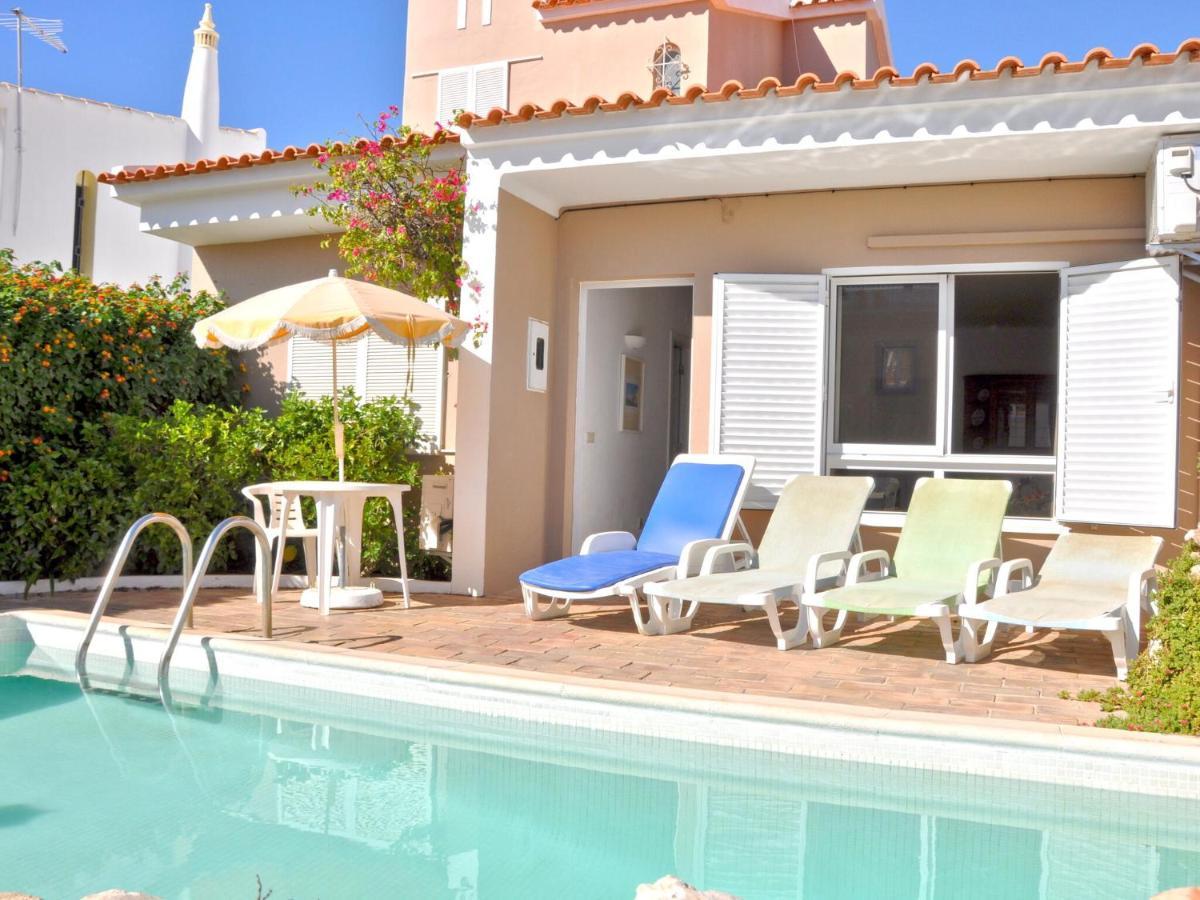 Horacio Villa Is Located Near The Center Of Vilamoura Exteriér fotografie